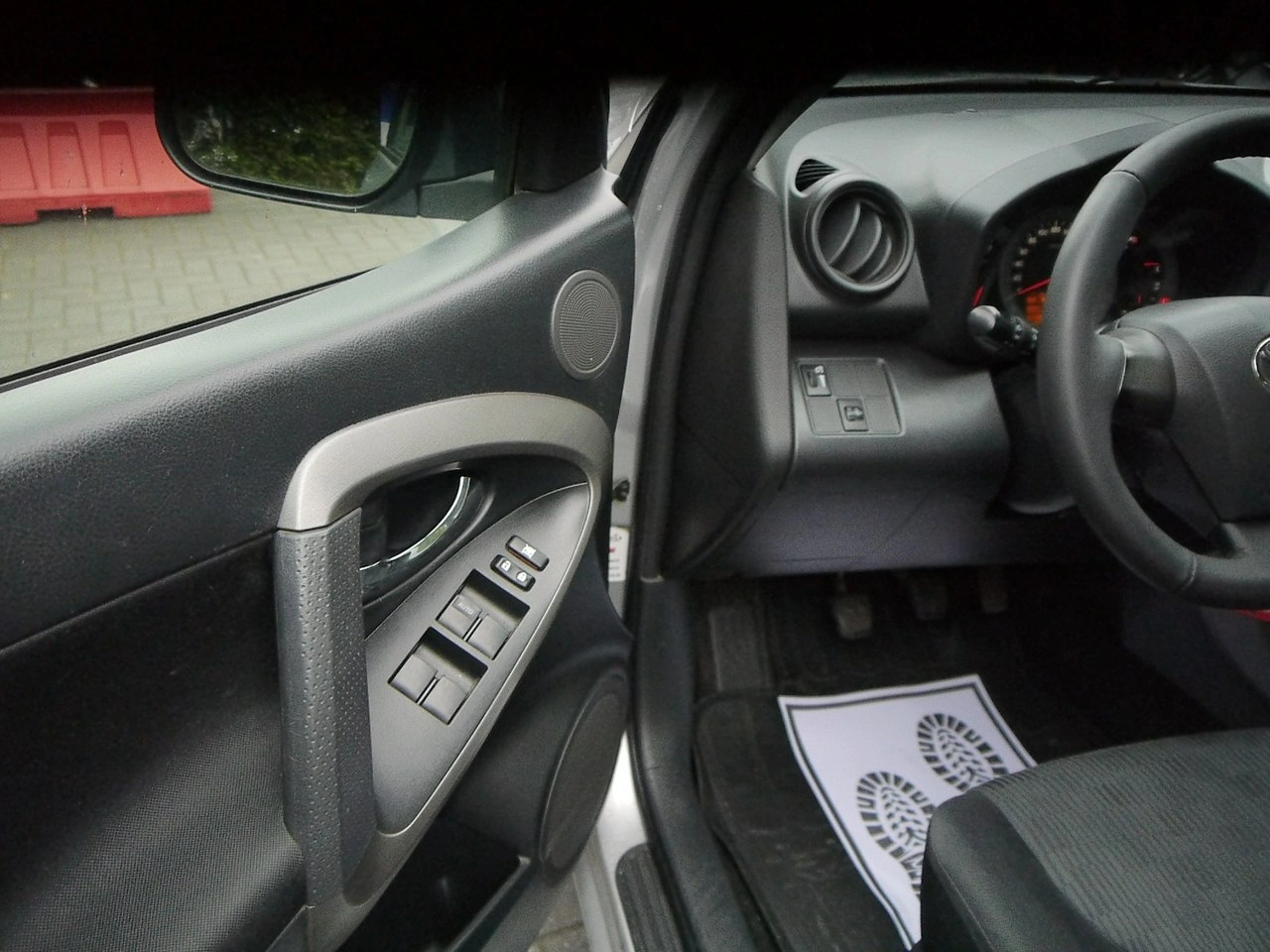 Toyota RAV-4 - Zdjęcie 31
