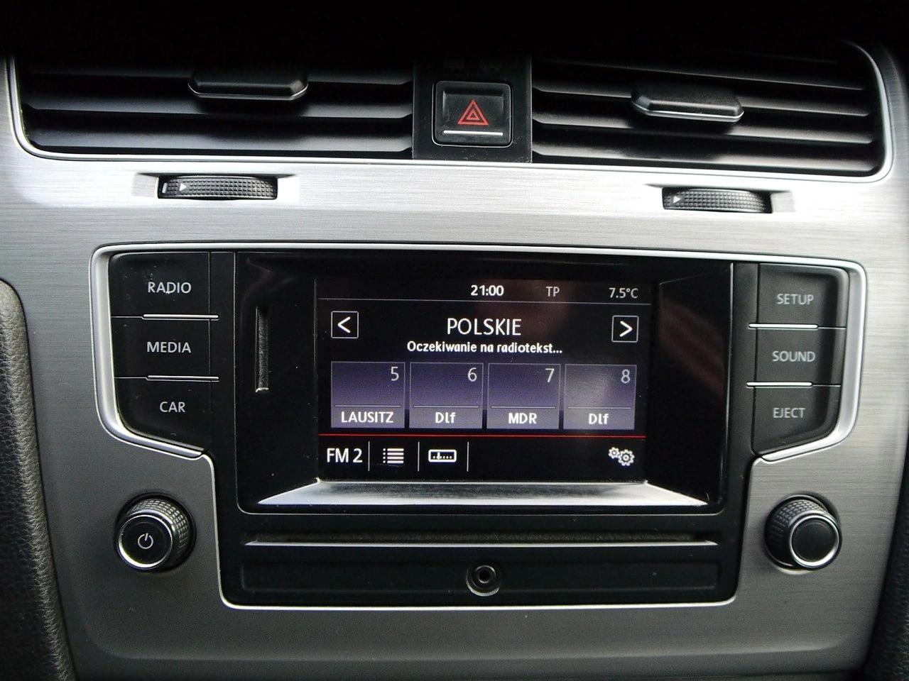 Volkswagen Golf - Zdjęcie 18