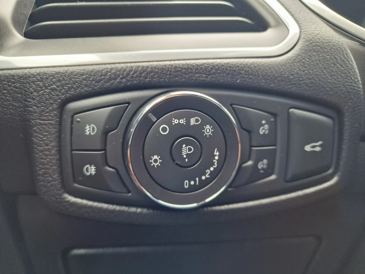 Ford S-Max - Zdjęcie 35