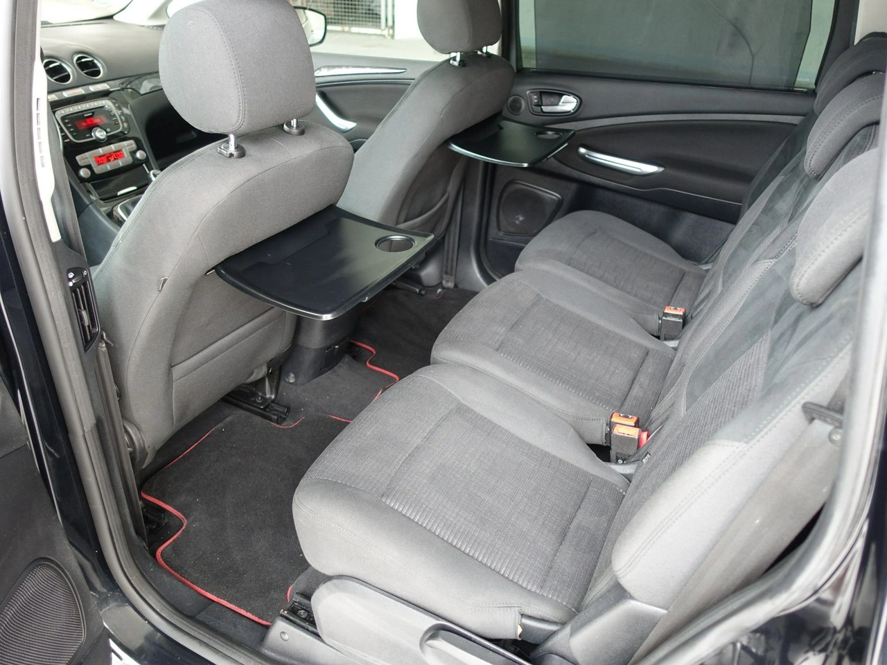 Ford Galaxy - Zdjęcie 16