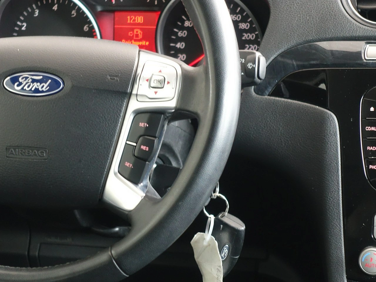 Ford Galaxy - Zdjęcie 28