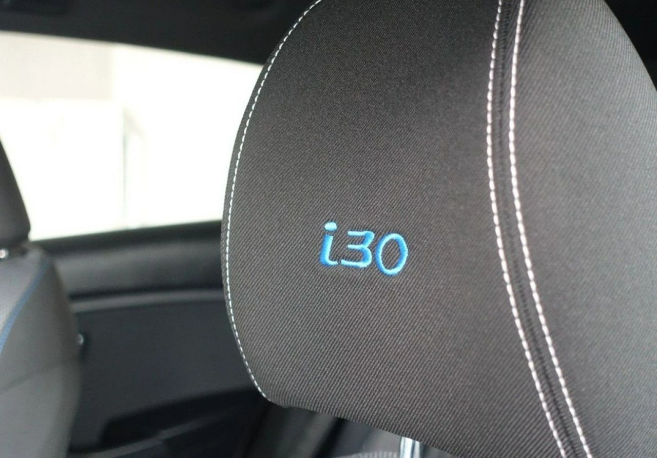 Hyundai i30 - Zdjęcie 14
