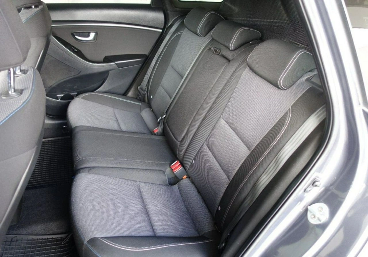 Hyundai i30 - Zdjęcie 17