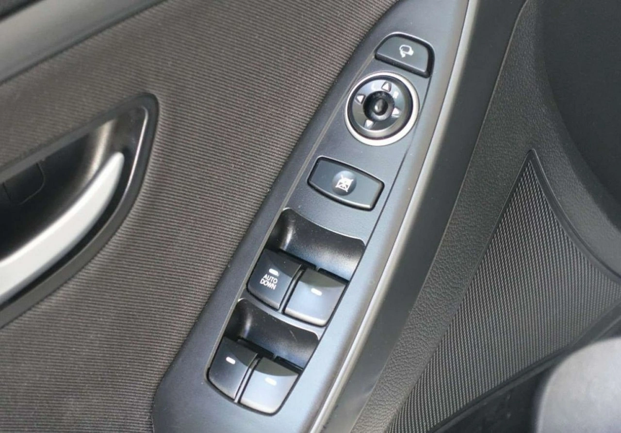 Hyundai i30 - Zdjęcie 18