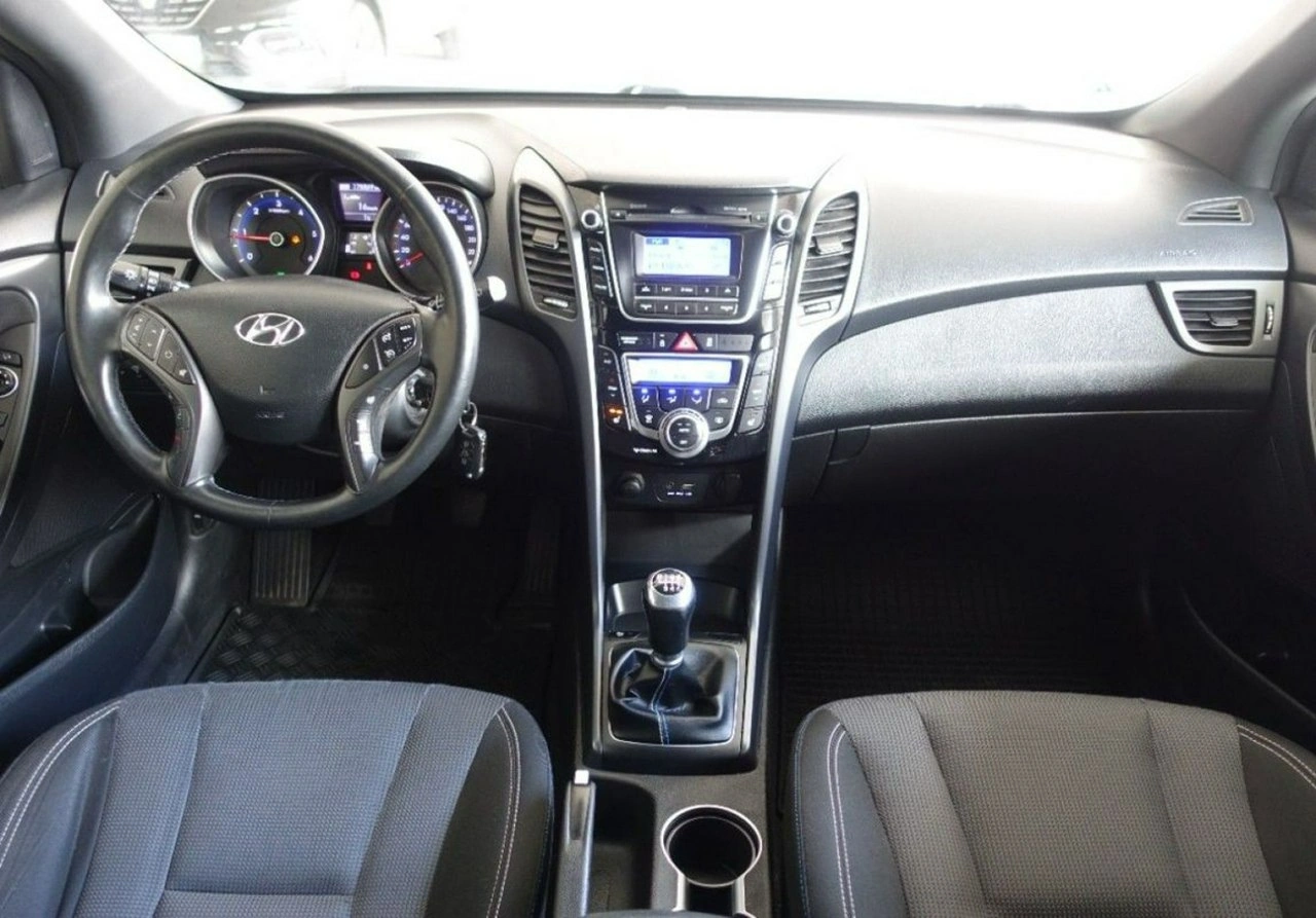 Hyundai i30 - Zdjęcie 23