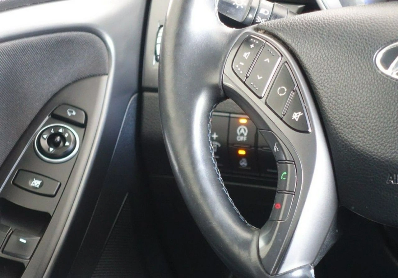 Hyundai i30 - Zdjęcie 26