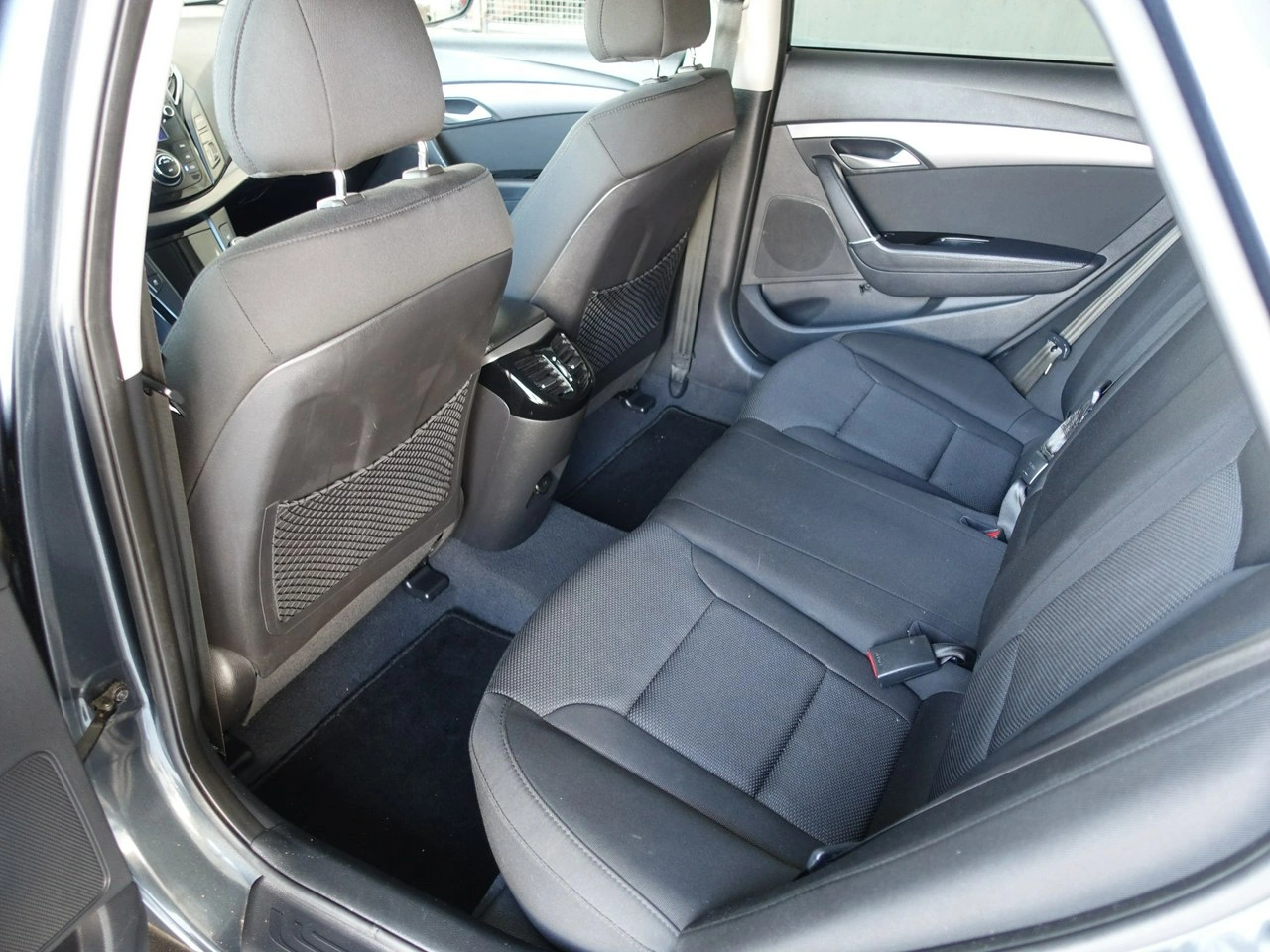 Hyundai i40 - Zdjęcie 15