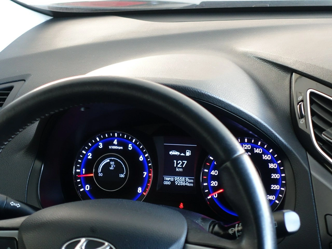 Hyundai i40 - Zdjęcie 22