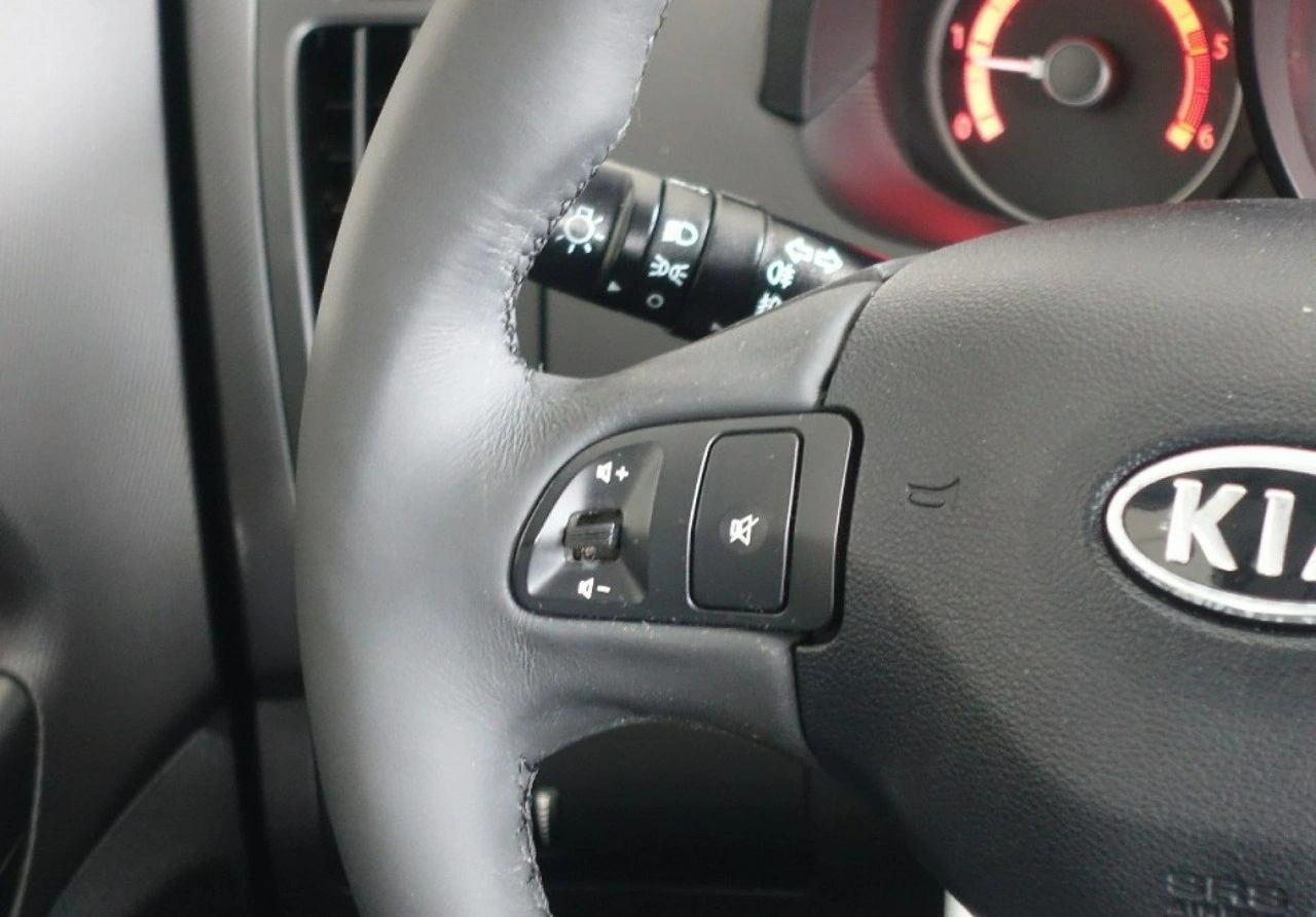 Kia Ceed - Zdjęcie 21