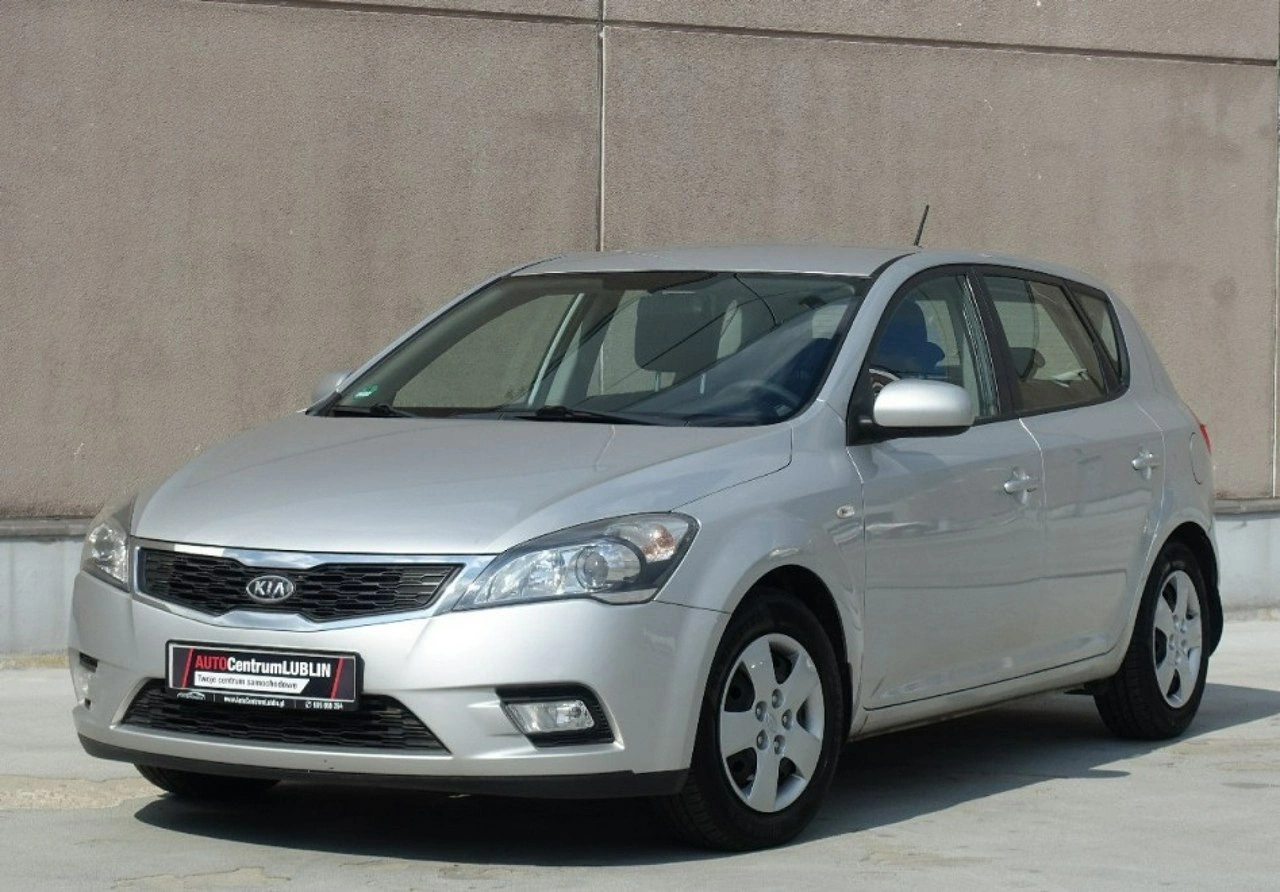 Kia Ceed - Zdjęcie 5