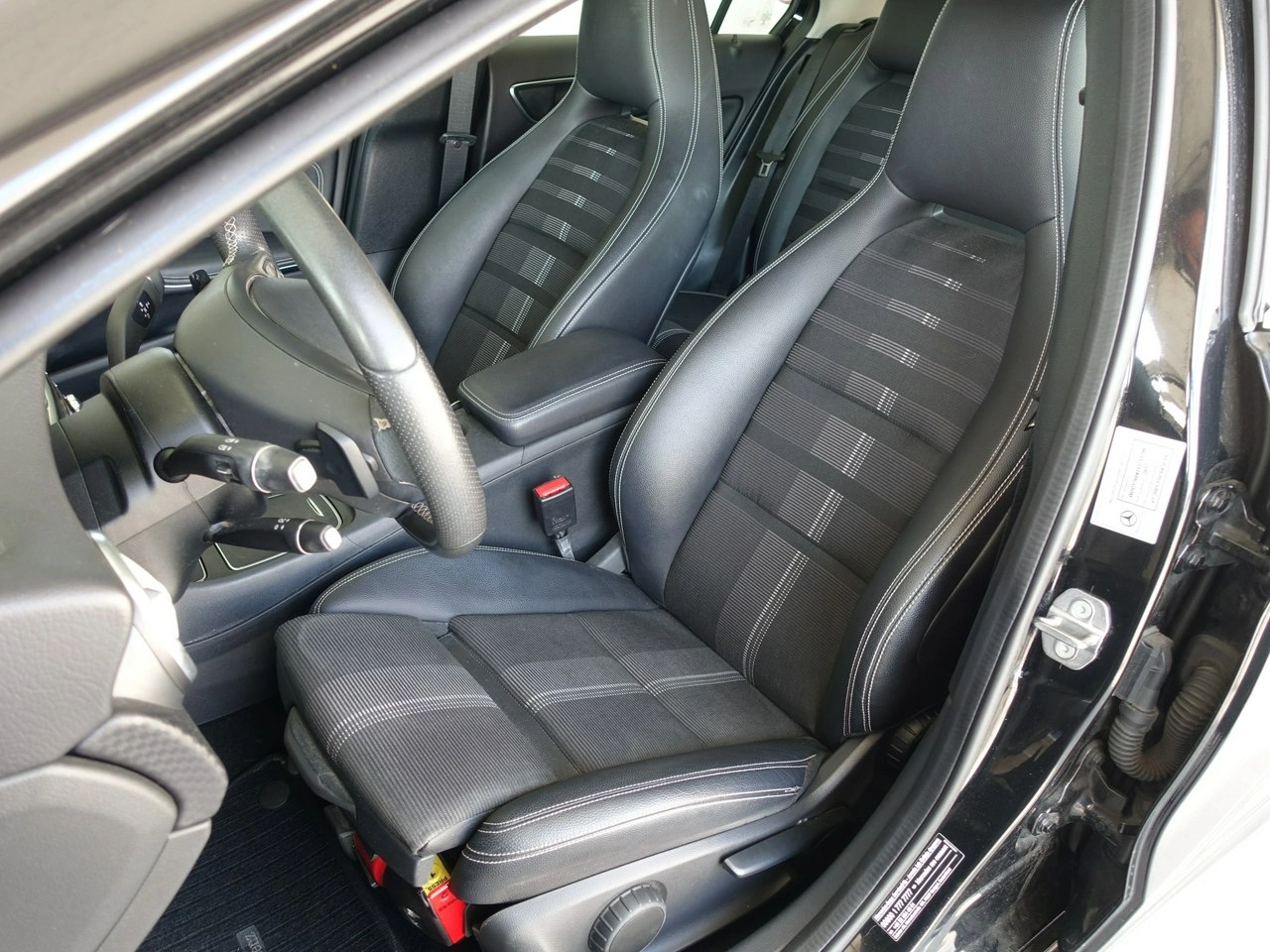 Mercedes A 180 - Zdjęcie 14