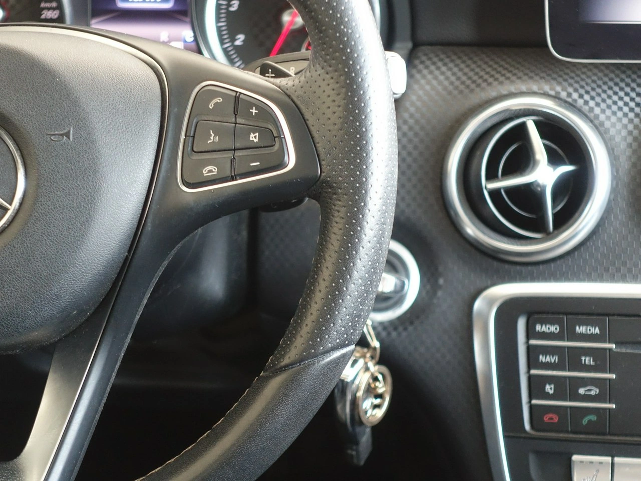 Mercedes A 180 - Zdjęcie 26