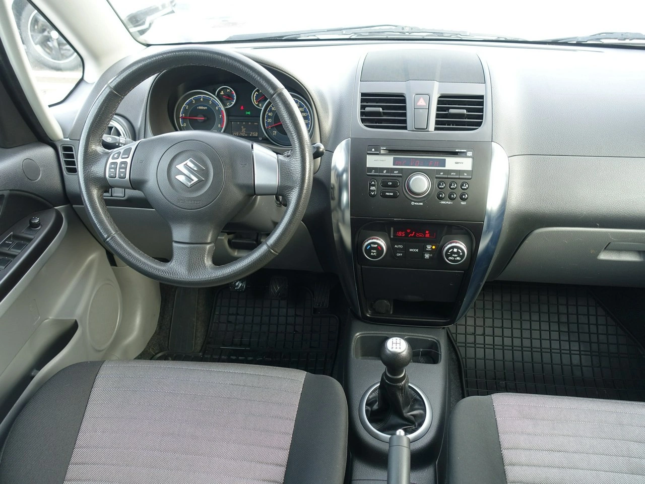 Suzuki SX4 - Zdjęcie 19