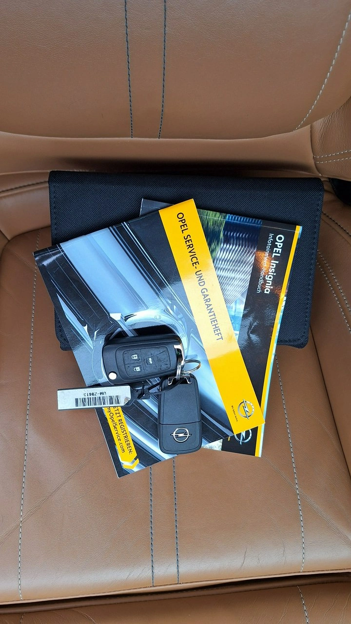 Opel Insignia - Zdjęcie 14