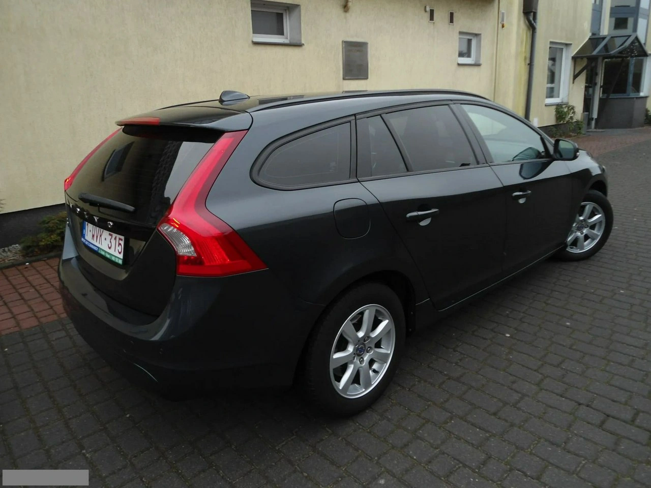 Volvo V60 - Zdjęcie 2