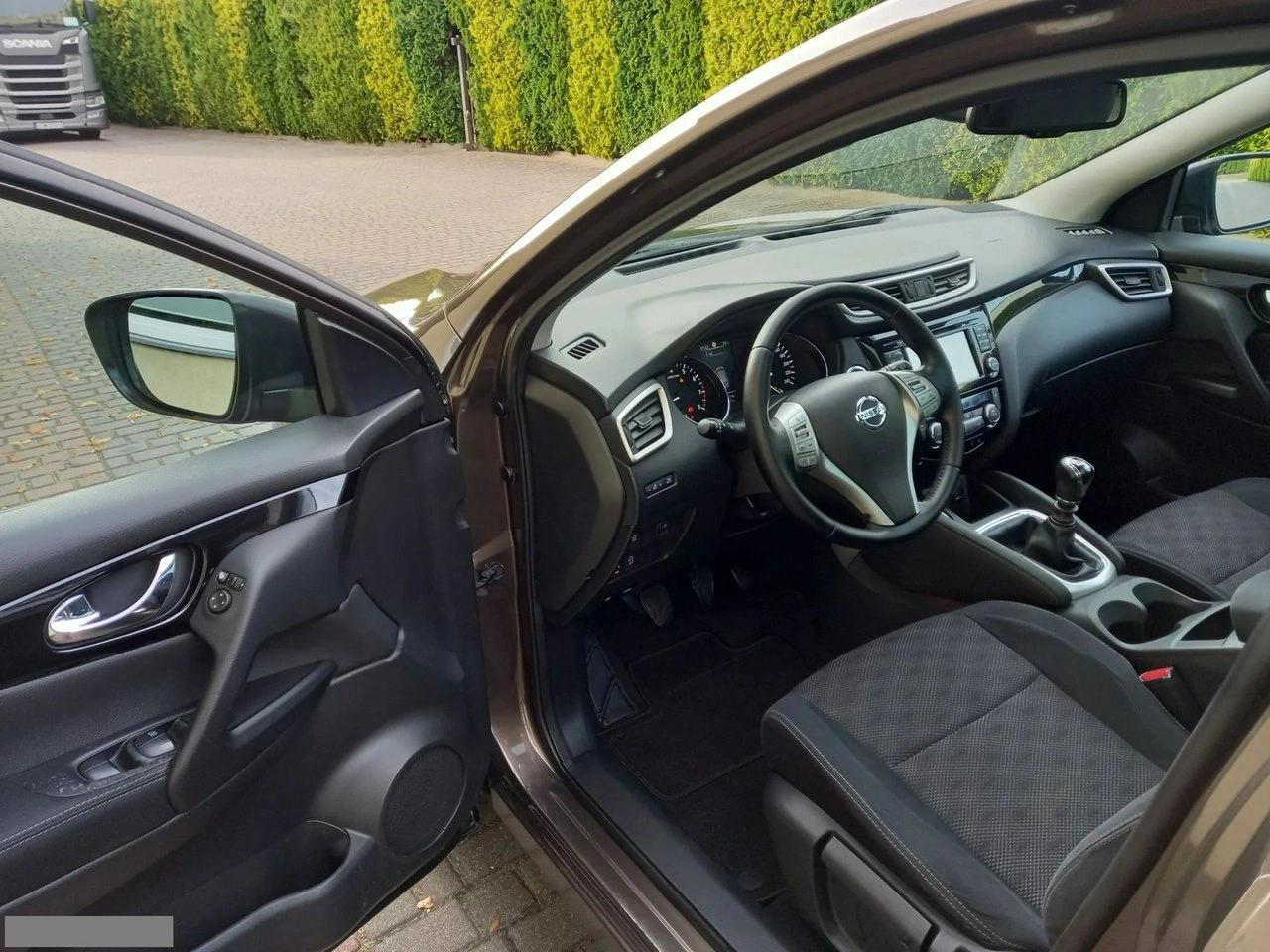 Nissan Qashqai - Zdjęcie 20