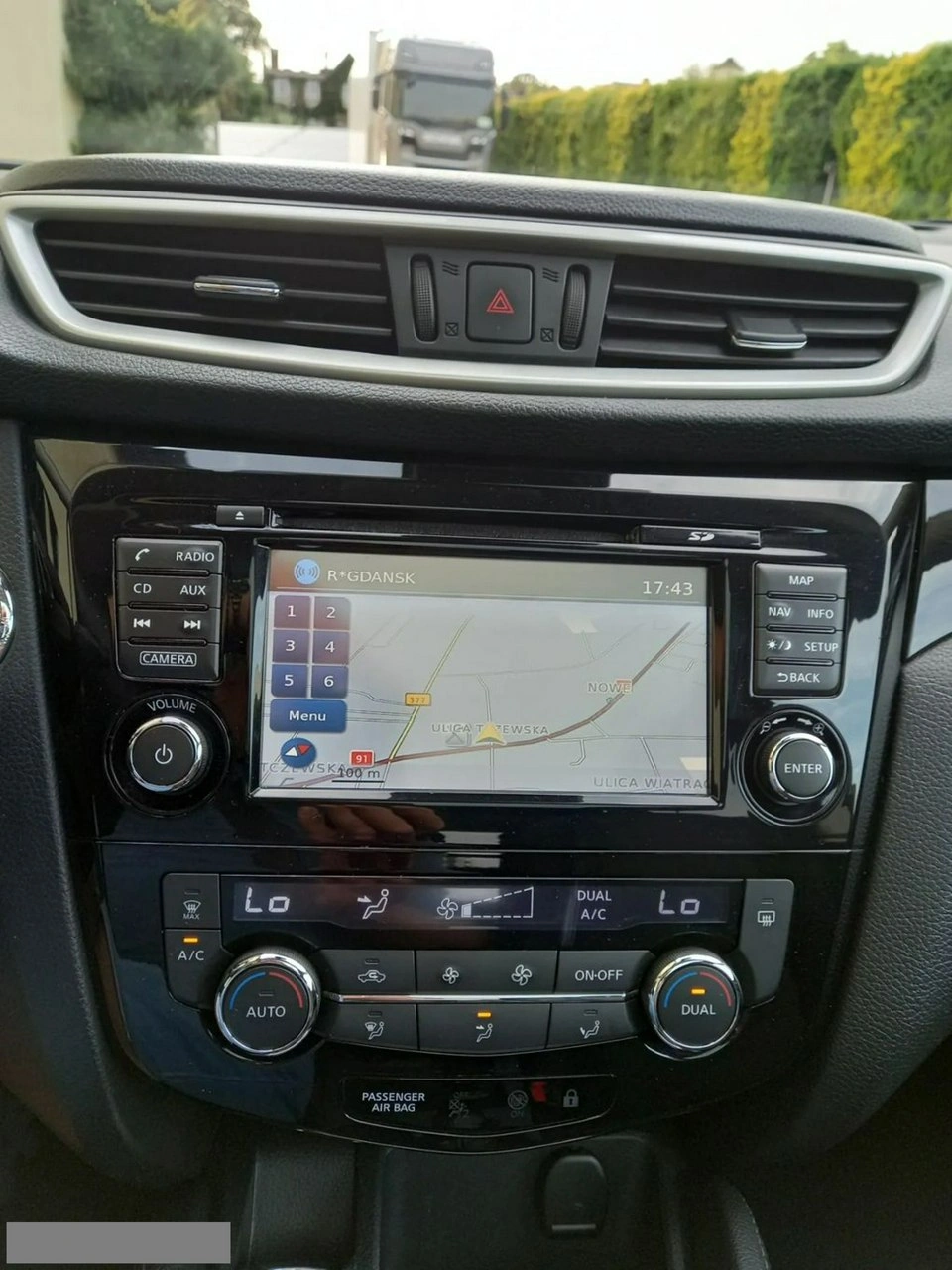 Nissan Qashqai - Zdjęcie 22