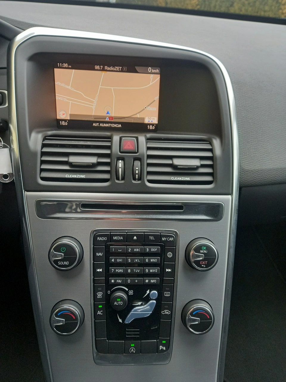 Volvo XC 60 - Zdjęcie 32