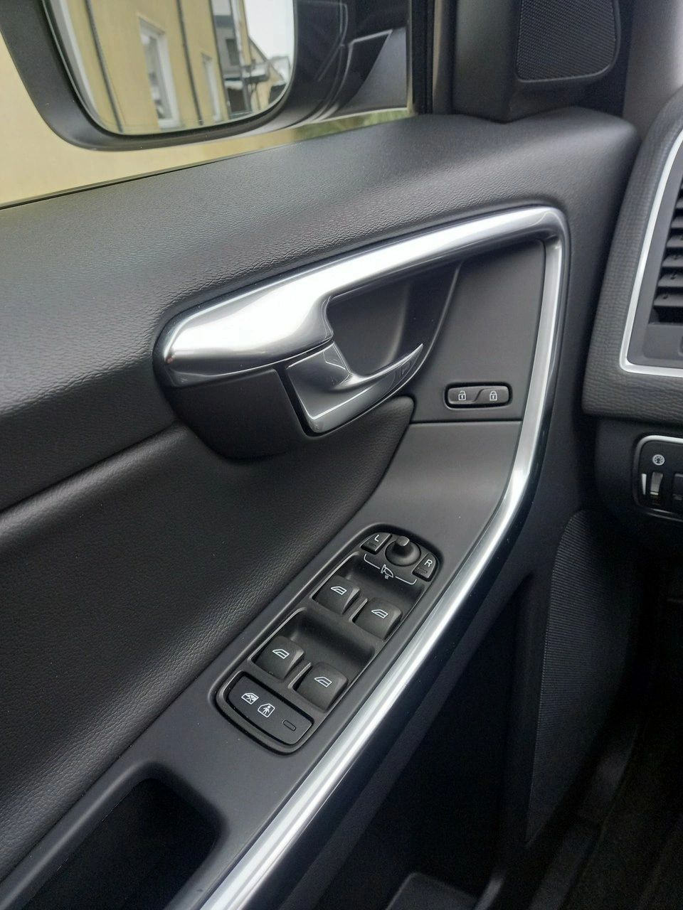 Volvo XC 60 - Zdjęcie 34