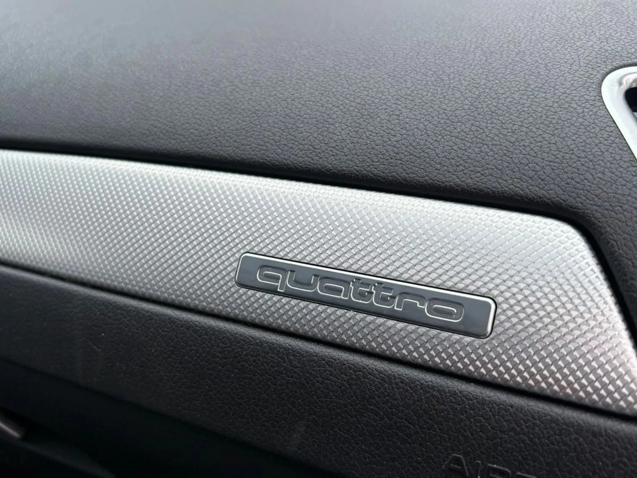 Audi A4 - Zdjęcie 18