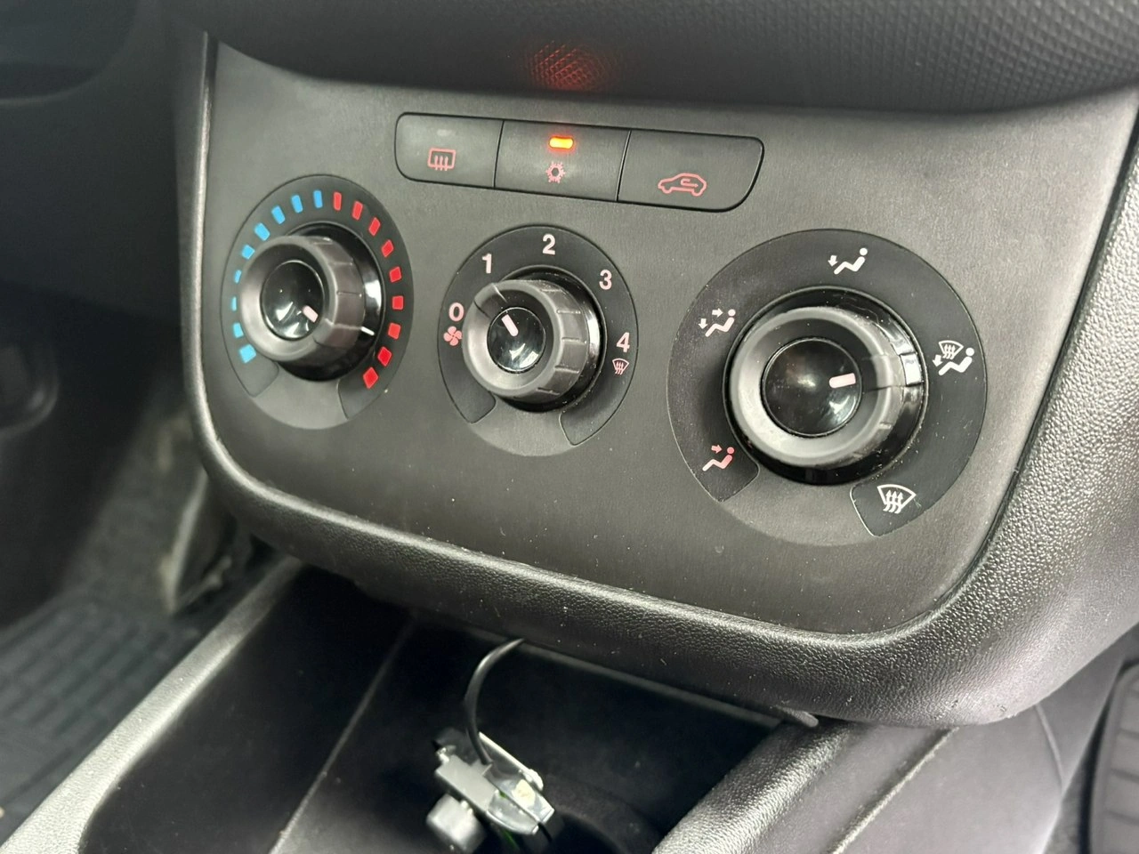 Fiat Grande Punto - Zdjęcie 13