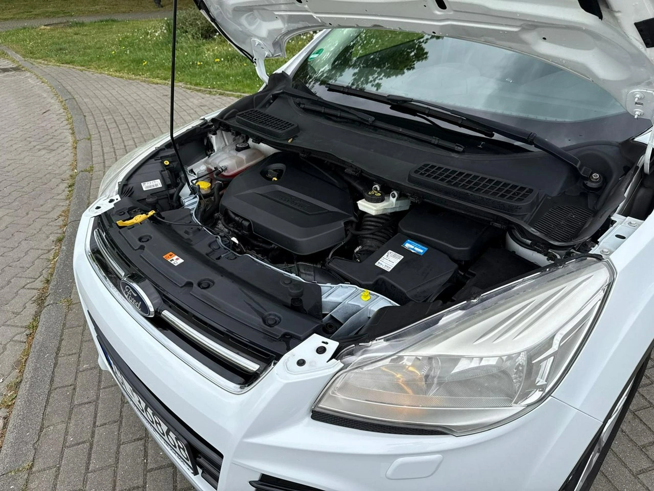 Ford Kuga - Zdjęcie 28