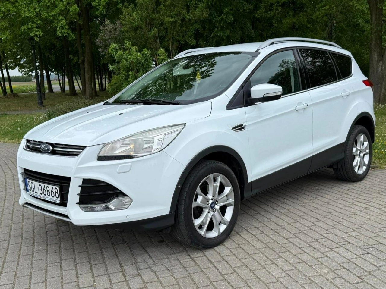 Ford Kuga - Zdjęcie 2