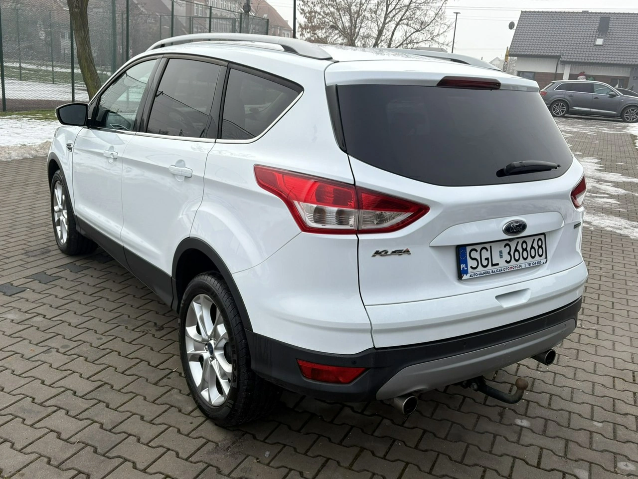 Ford Kuga - Zdjęcie 4