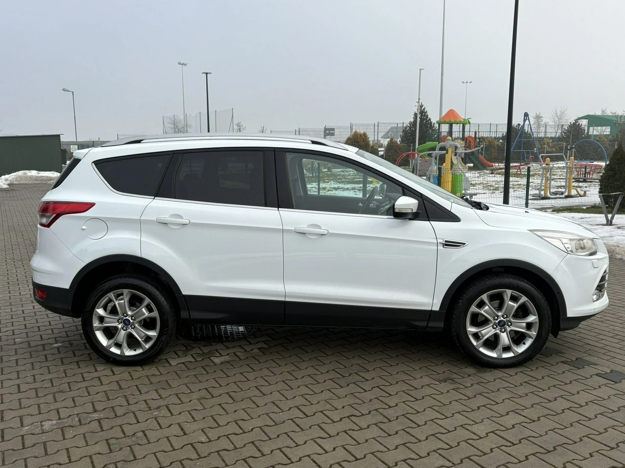Ford Kuga - Zdjęcie 6