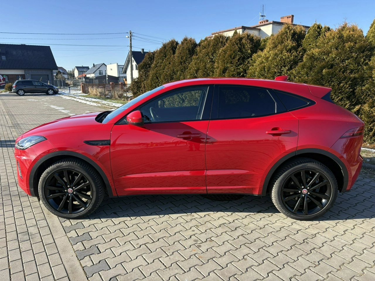 Jaguar E-Pace - Zdjęcie 3