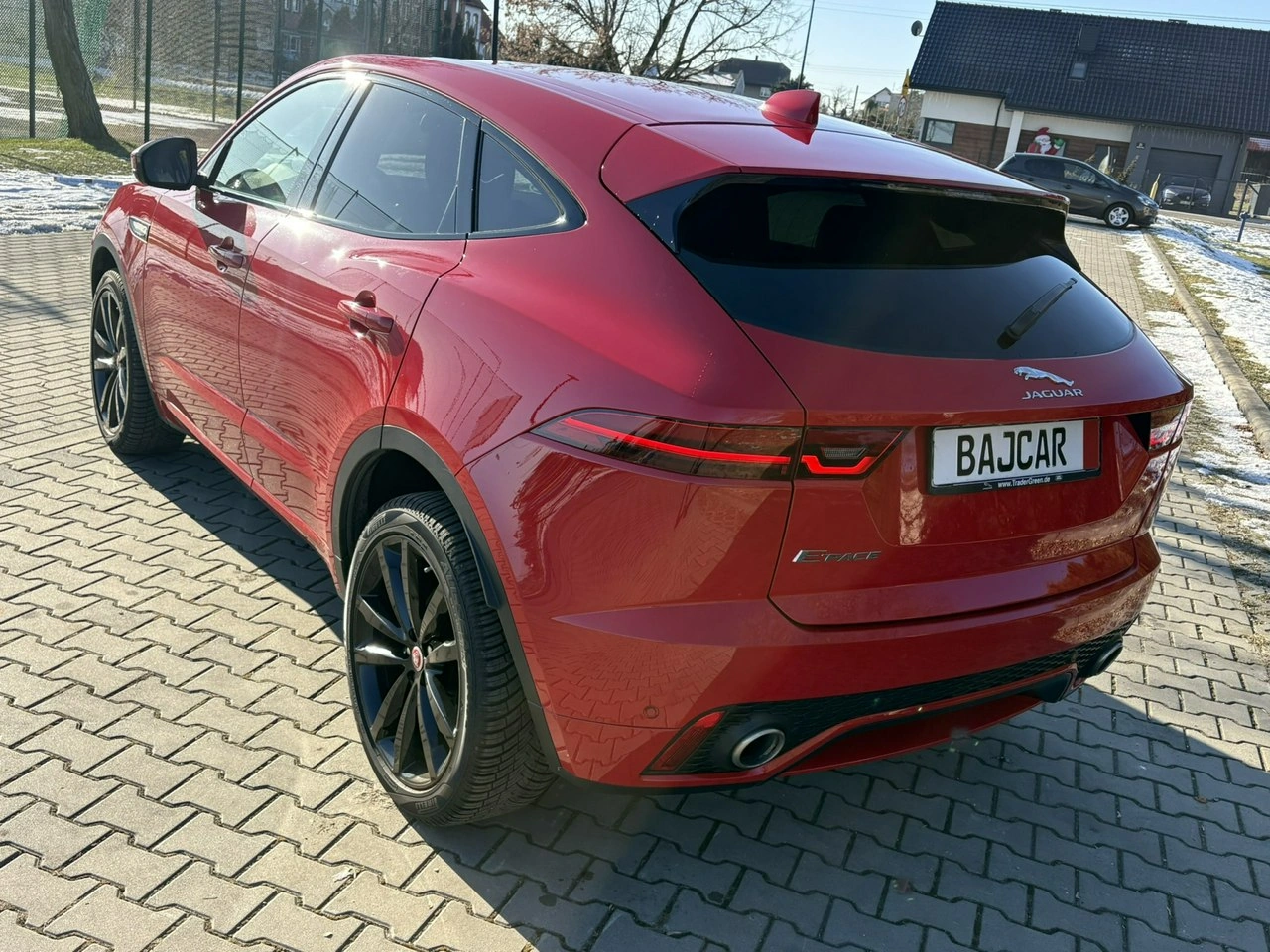 Jaguar E-Pace - Zdjęcie 4