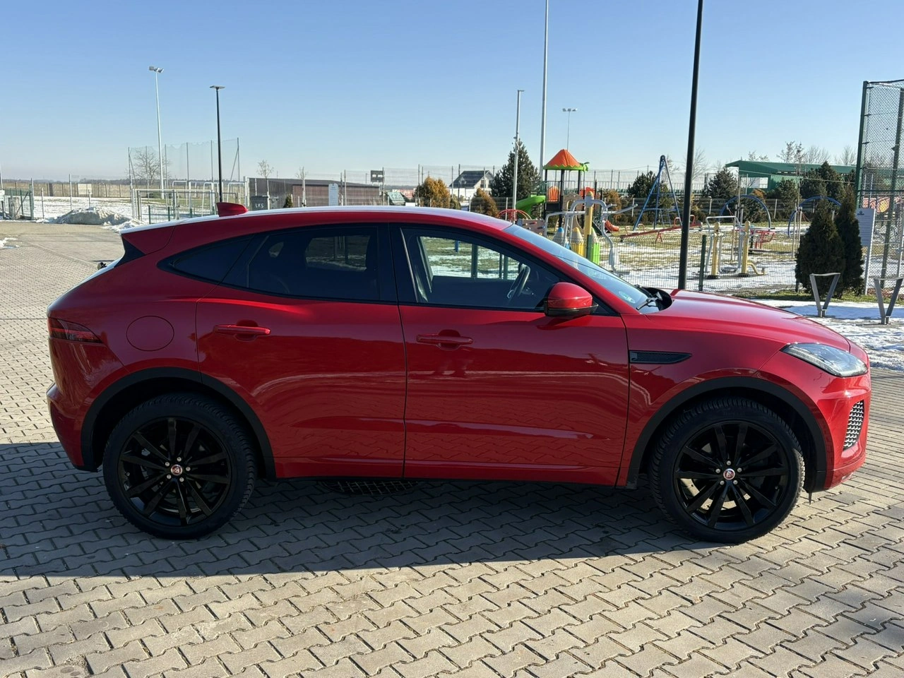 Jaguar E-Pace - Zdjęcie 6