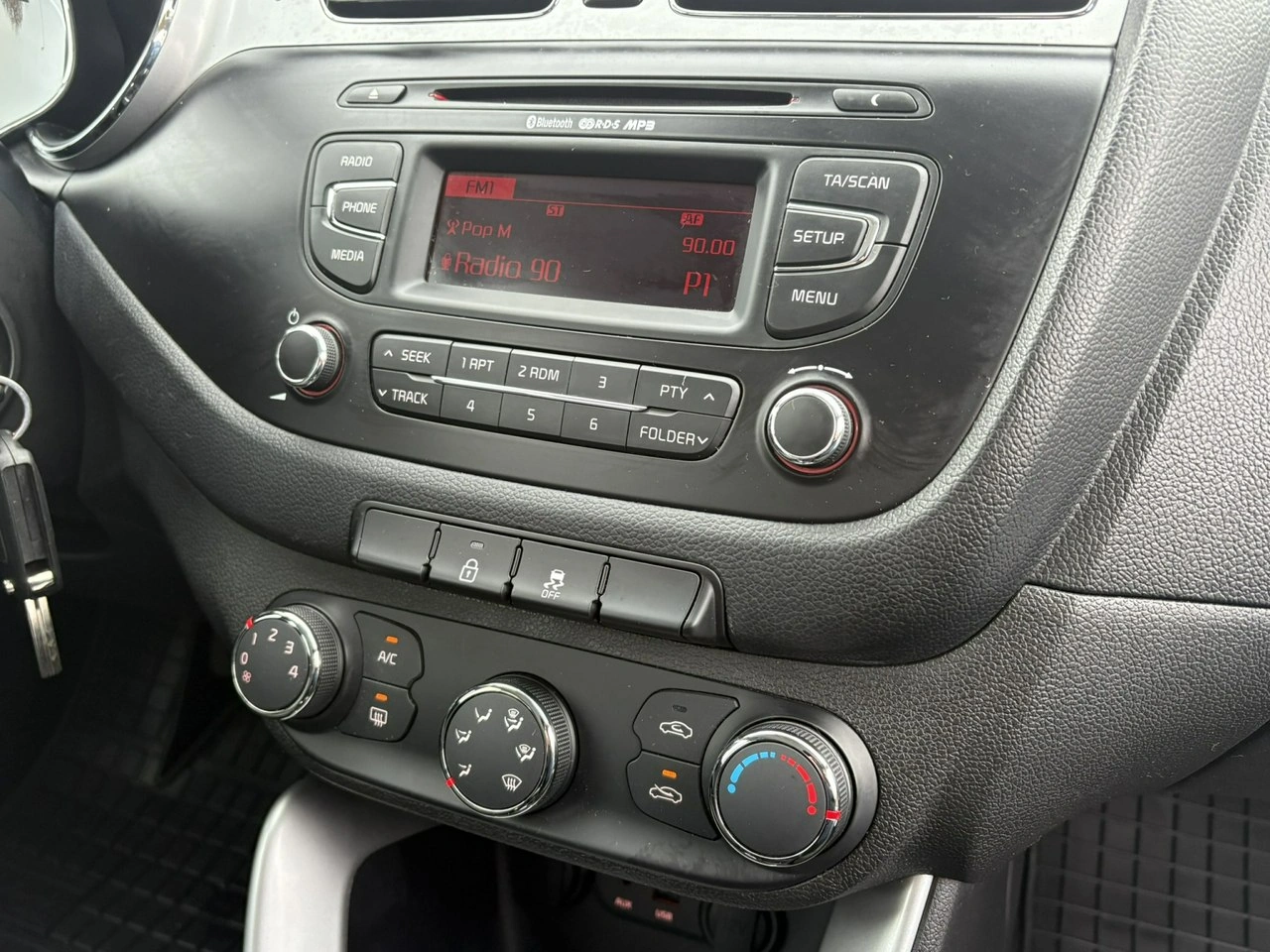 Kia Ceed - Zdjęcie 14