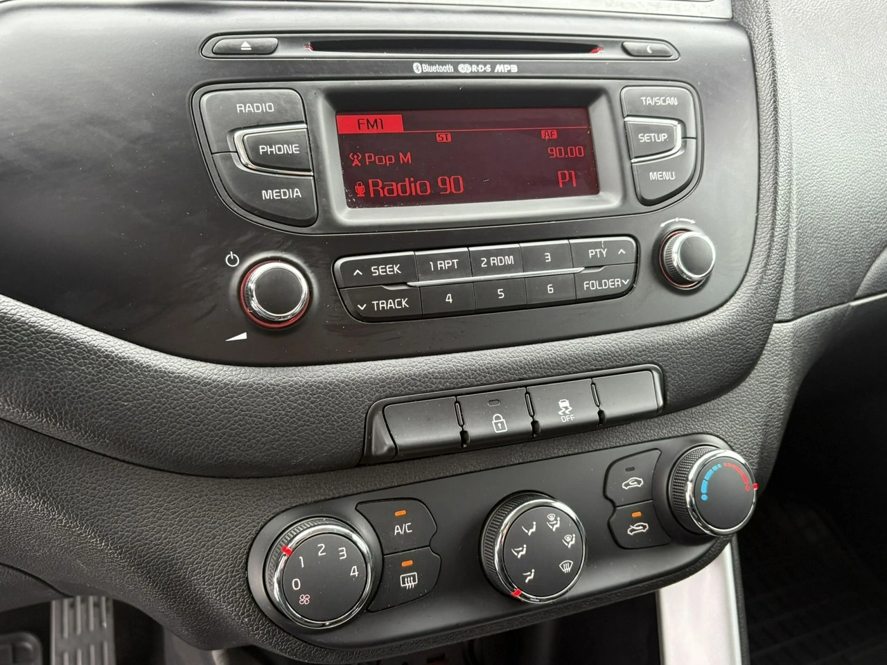 Kia Ceed - Zdjęcie 26