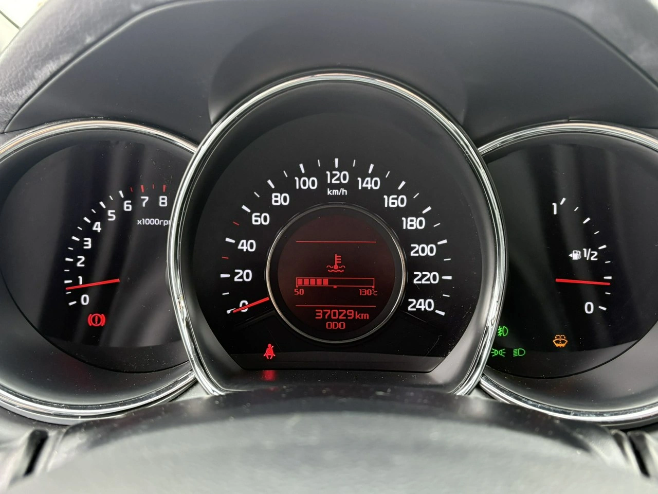 Kia Ceed - Zdjęcie 29