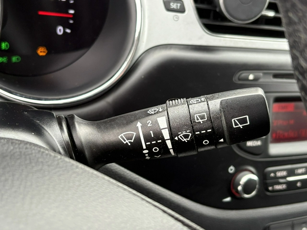 Kia Ceed - Zdjęcie 32