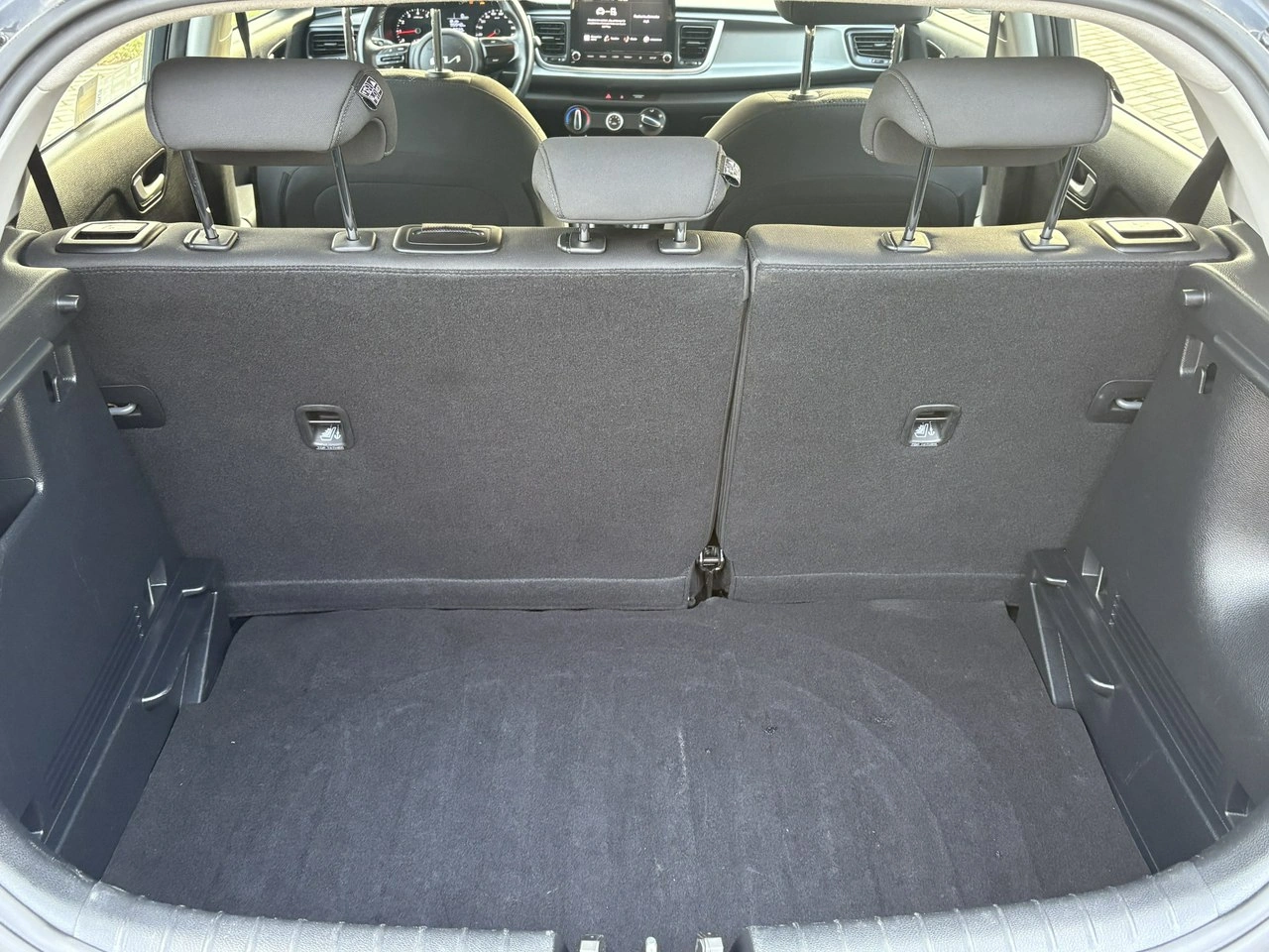 Kia Rio - Zdjęcie 10