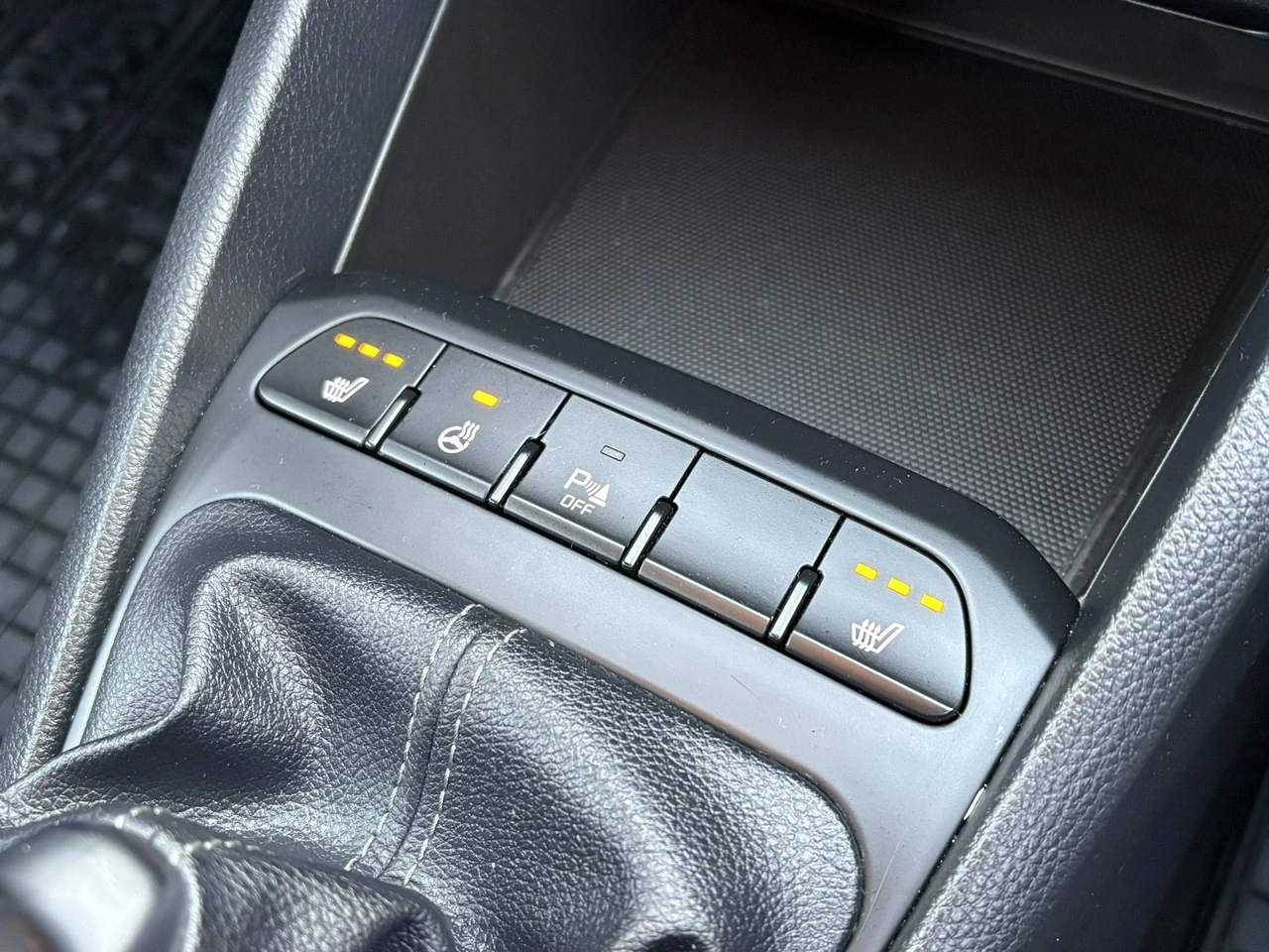 Kia Rio - Zdjęcie 15