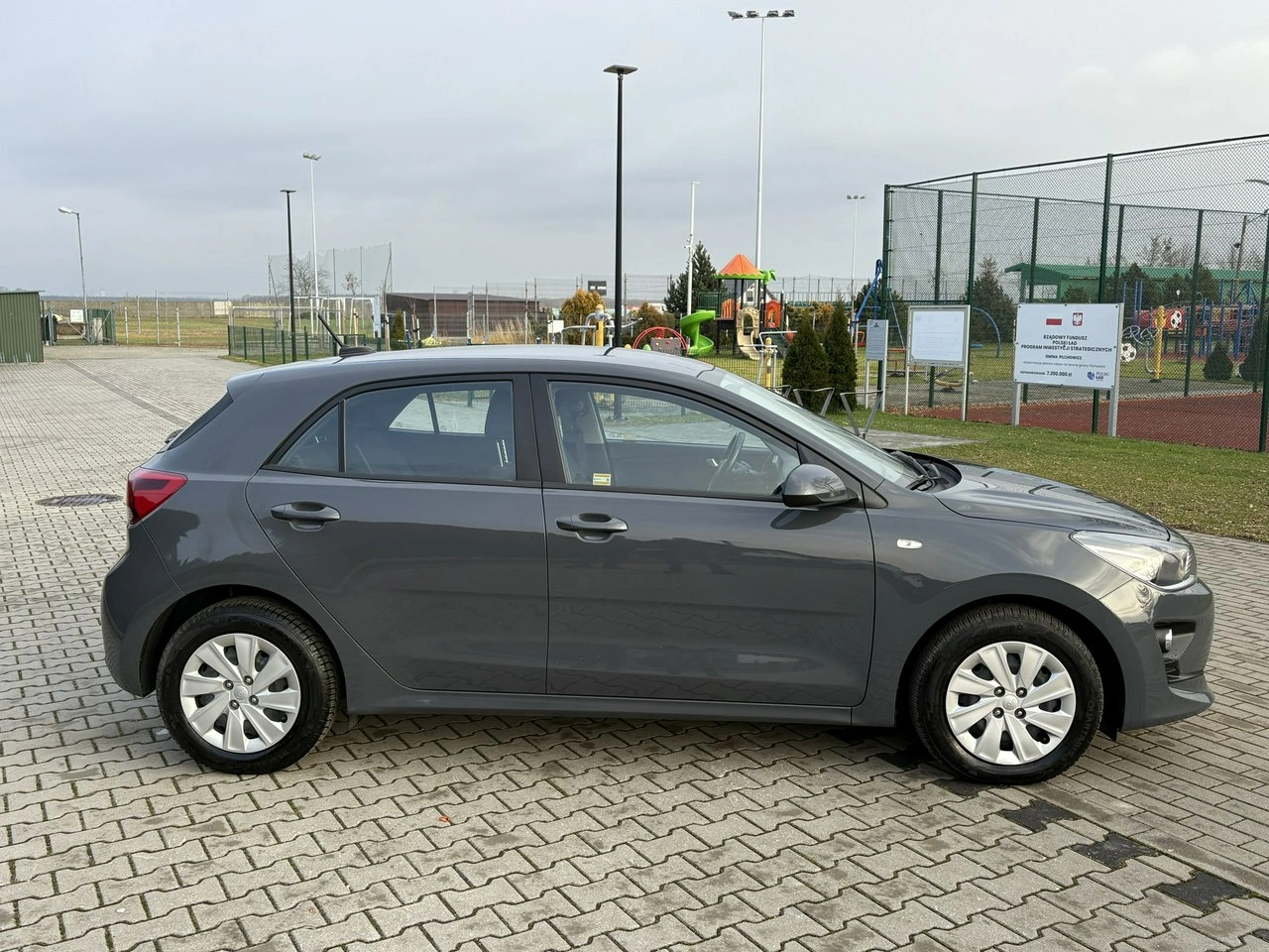 Kia Rio - Zdjęcie 3