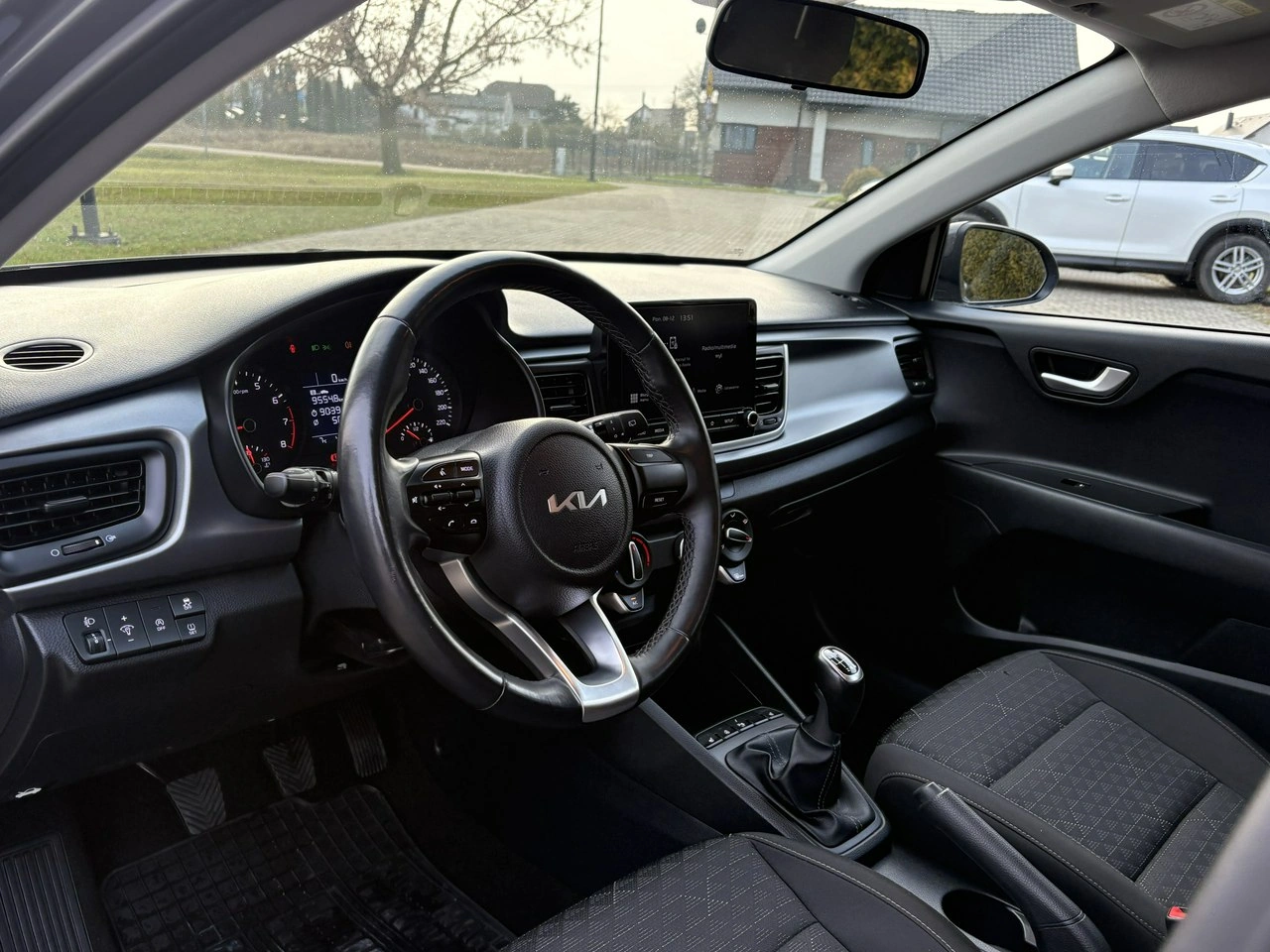 Kia Rio - Zdjęcie 8