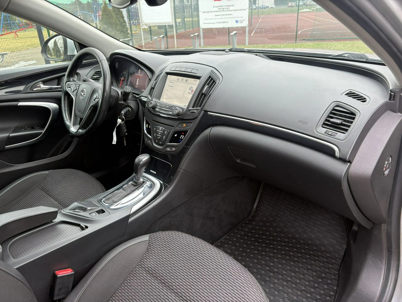 Opel Insignia - Zdjęcie 13