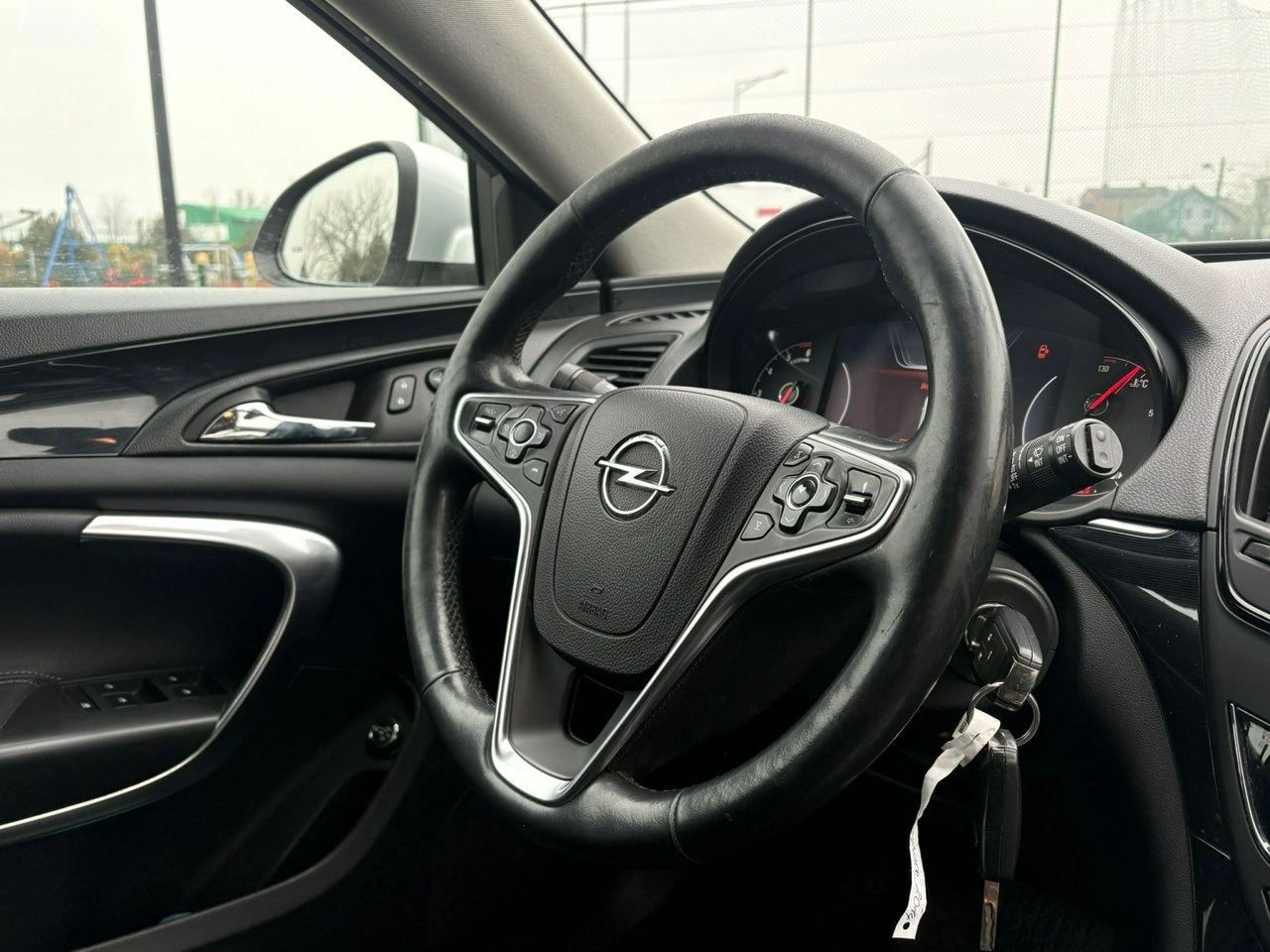 Opel Insignia - Zdjęcie 14