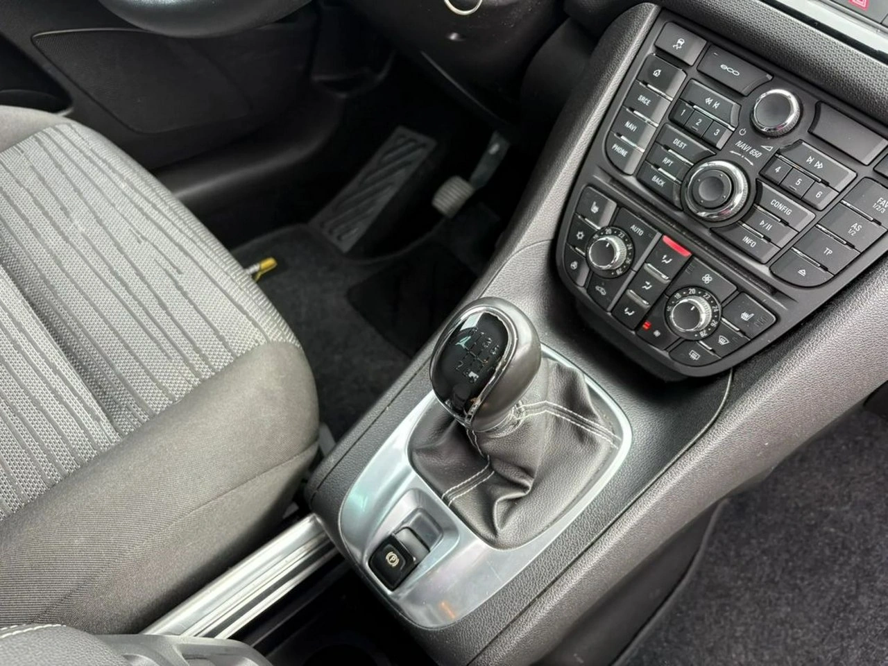 Opel Meriva - Zdjęcie 15