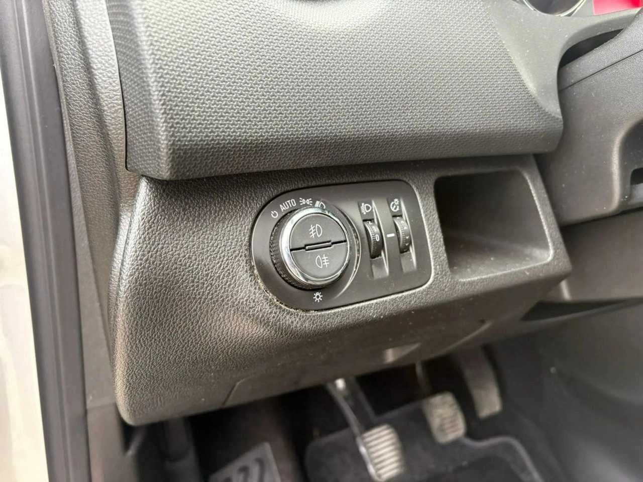 Opel Meriva - Zdjęcie 19