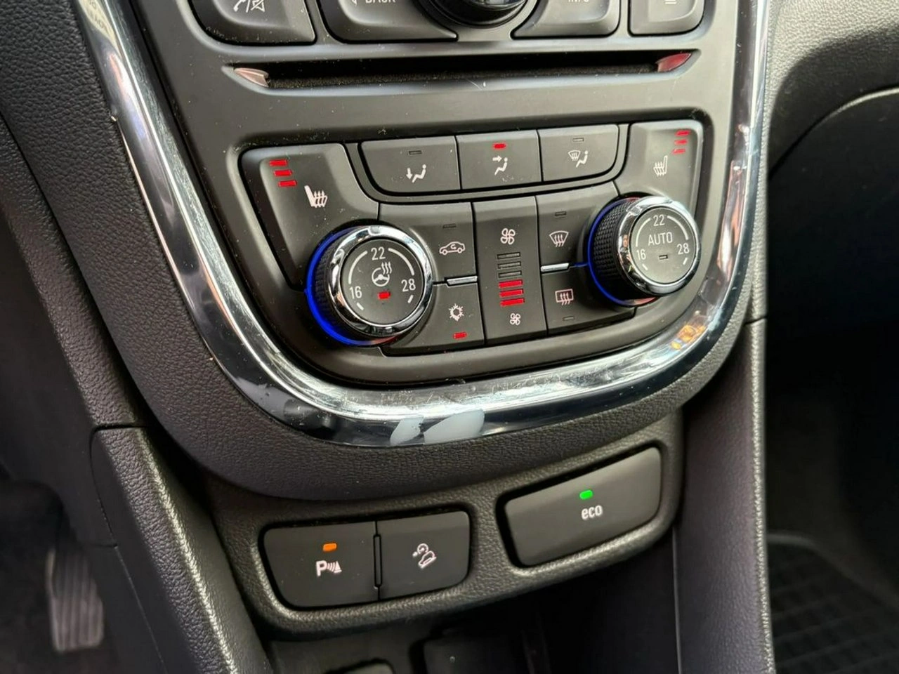 Opel Mokka - Zdjęcie 21