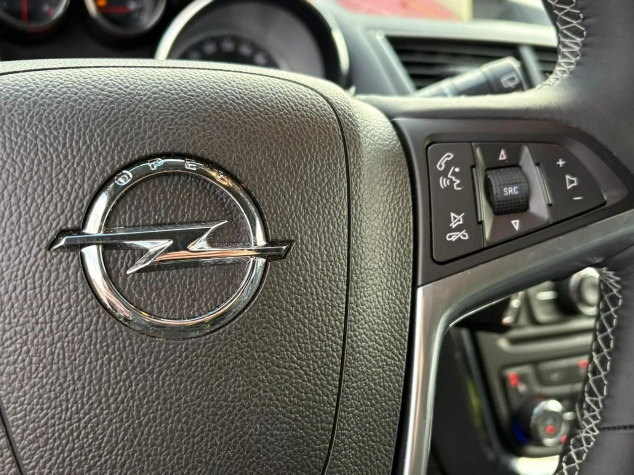 Opel Mokka - Zdjęcie 25