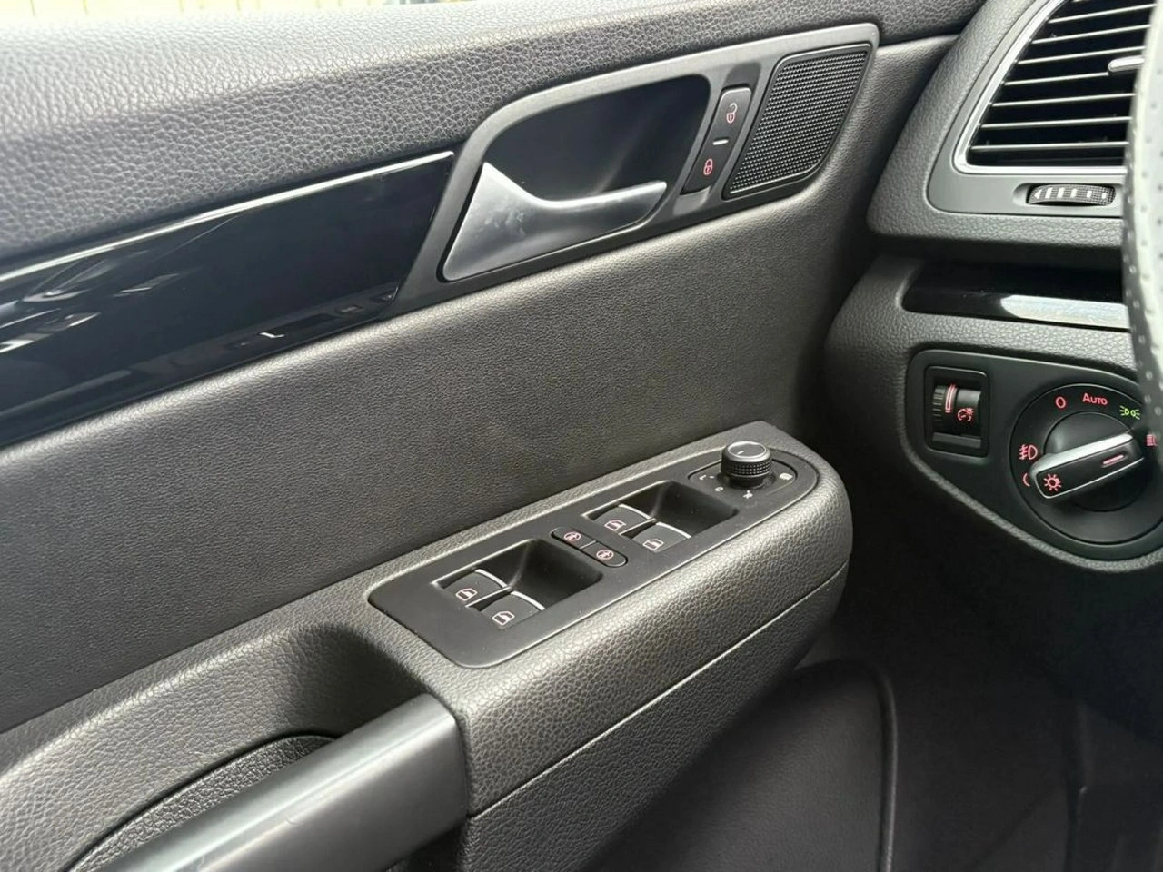 Seat Alhambra - Zdjęcie 17