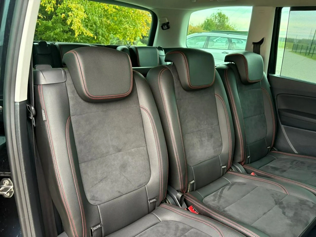 Seat Alhambra - Zdjęcie 20