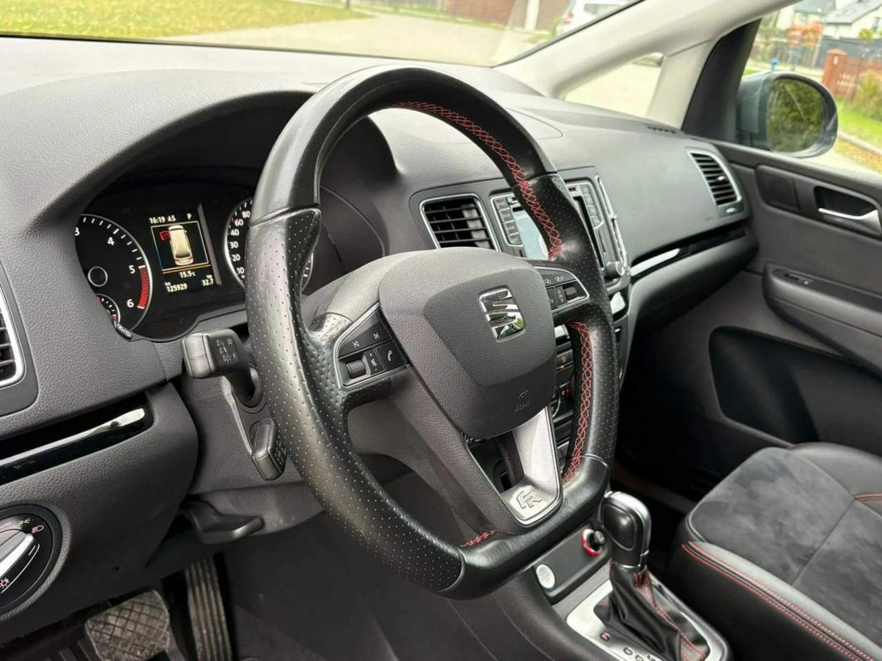 Seat Alhambra - Zdjęcie 24