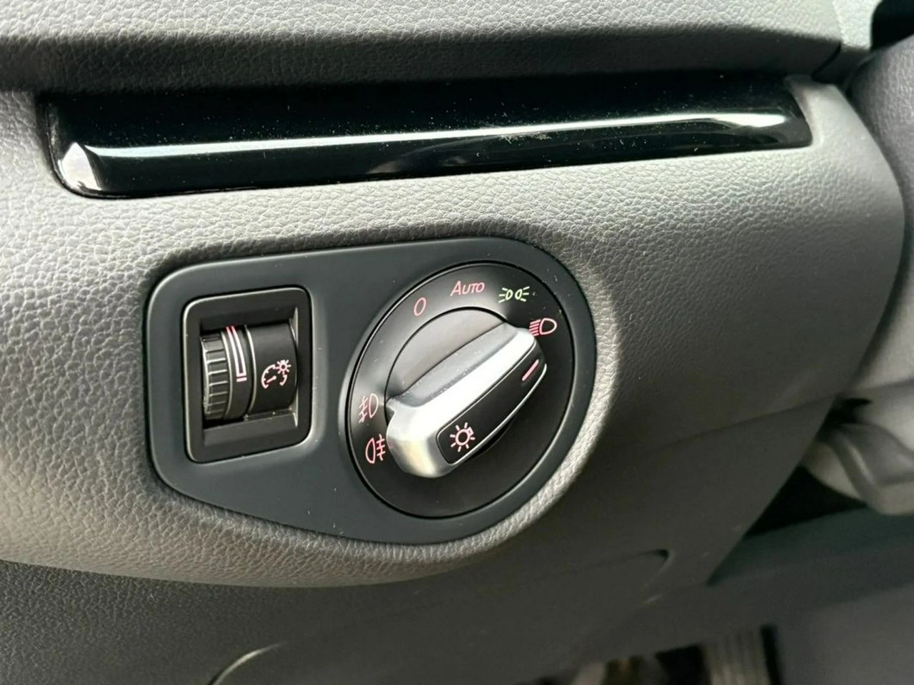 Seat Alhambra - Zdjęcie 25